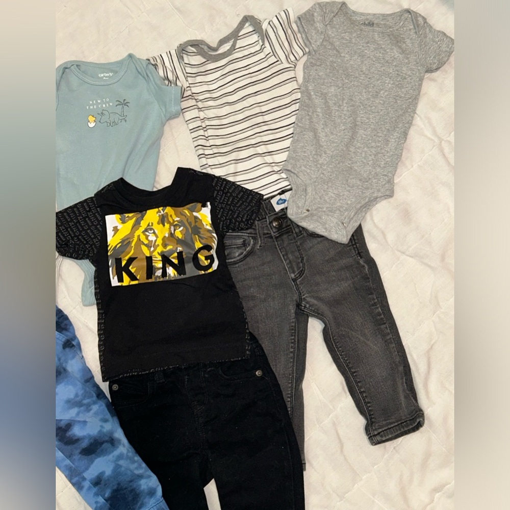 Gently worn boys clothes. - Picture 3 of 14